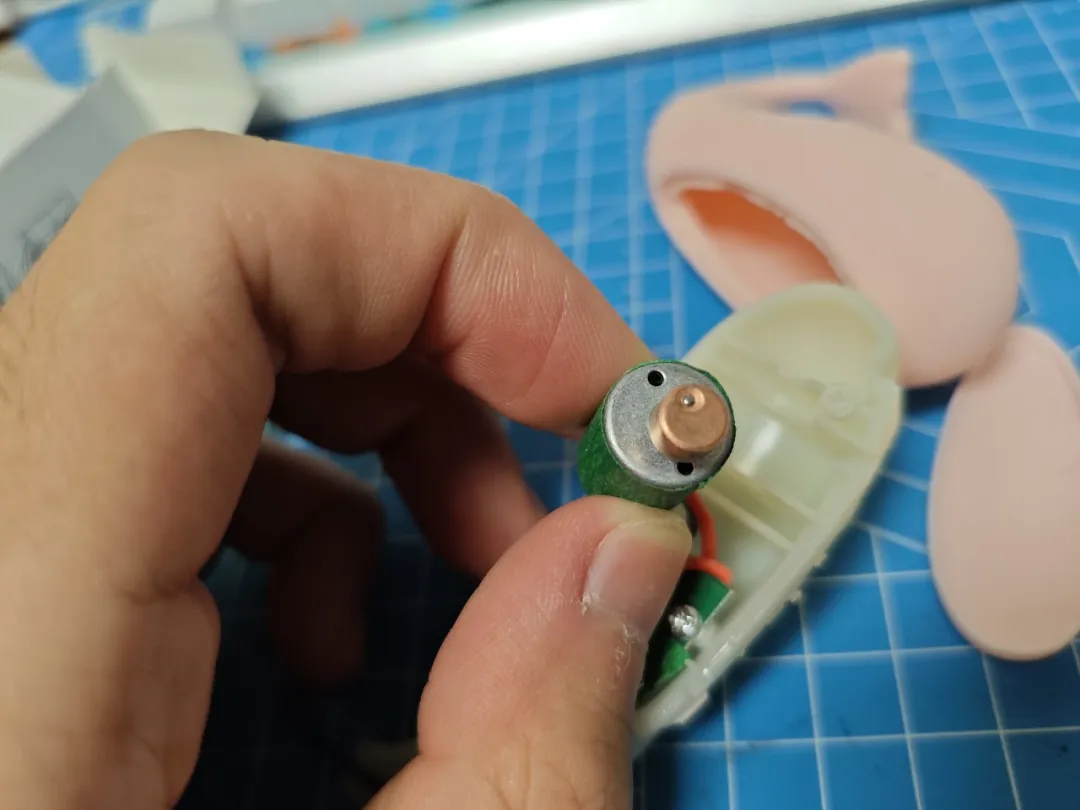 Abbauen Sie elektrisches Spielzeug für Mädchen, Der Verkäufer sagte, ich könnte es zur Arbeit tragen - 6