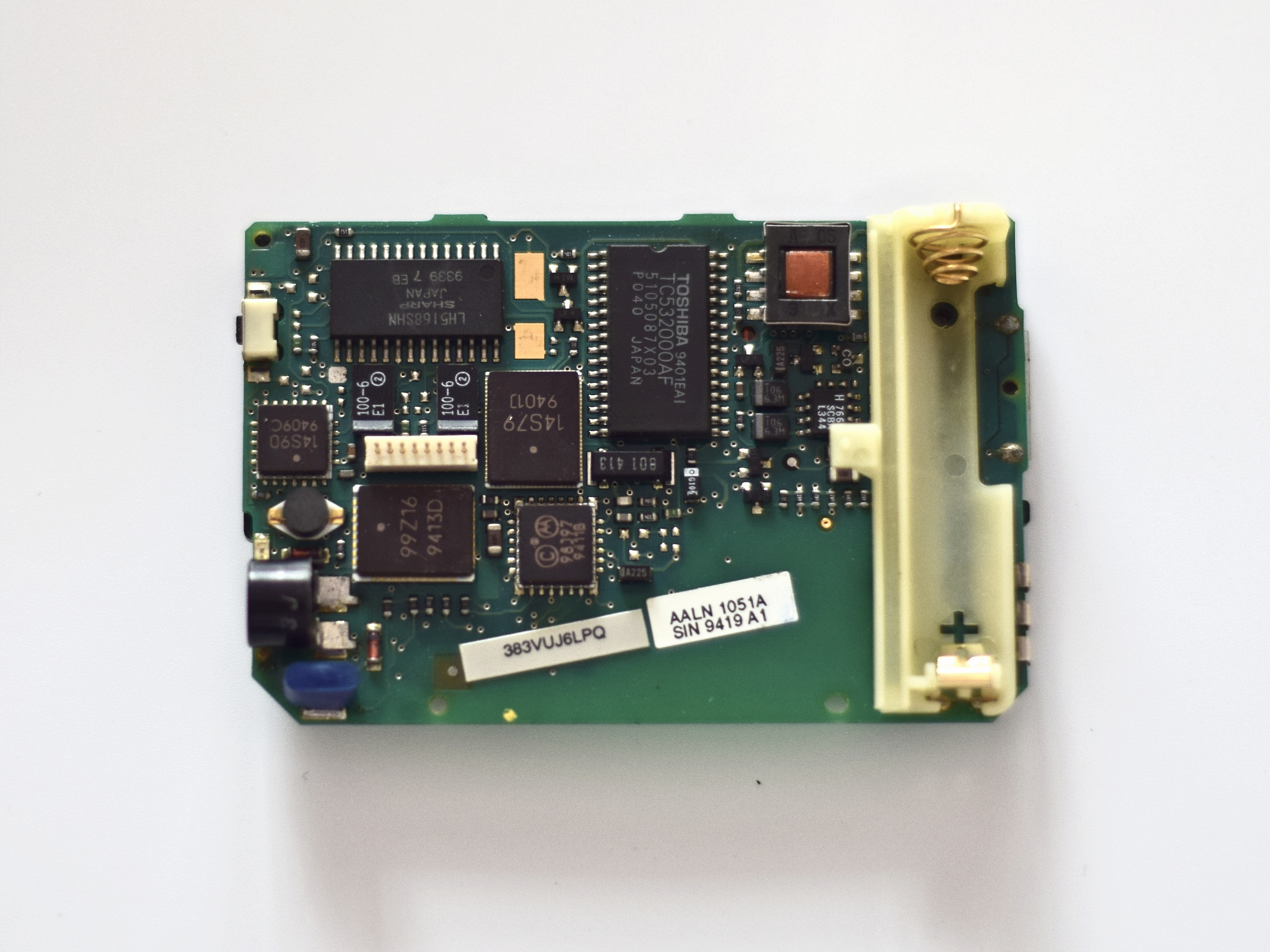 Zerlegen Sie einen Motorola Pager und sehen Sie, wie er im Inneren aufgebaut ist! - 21