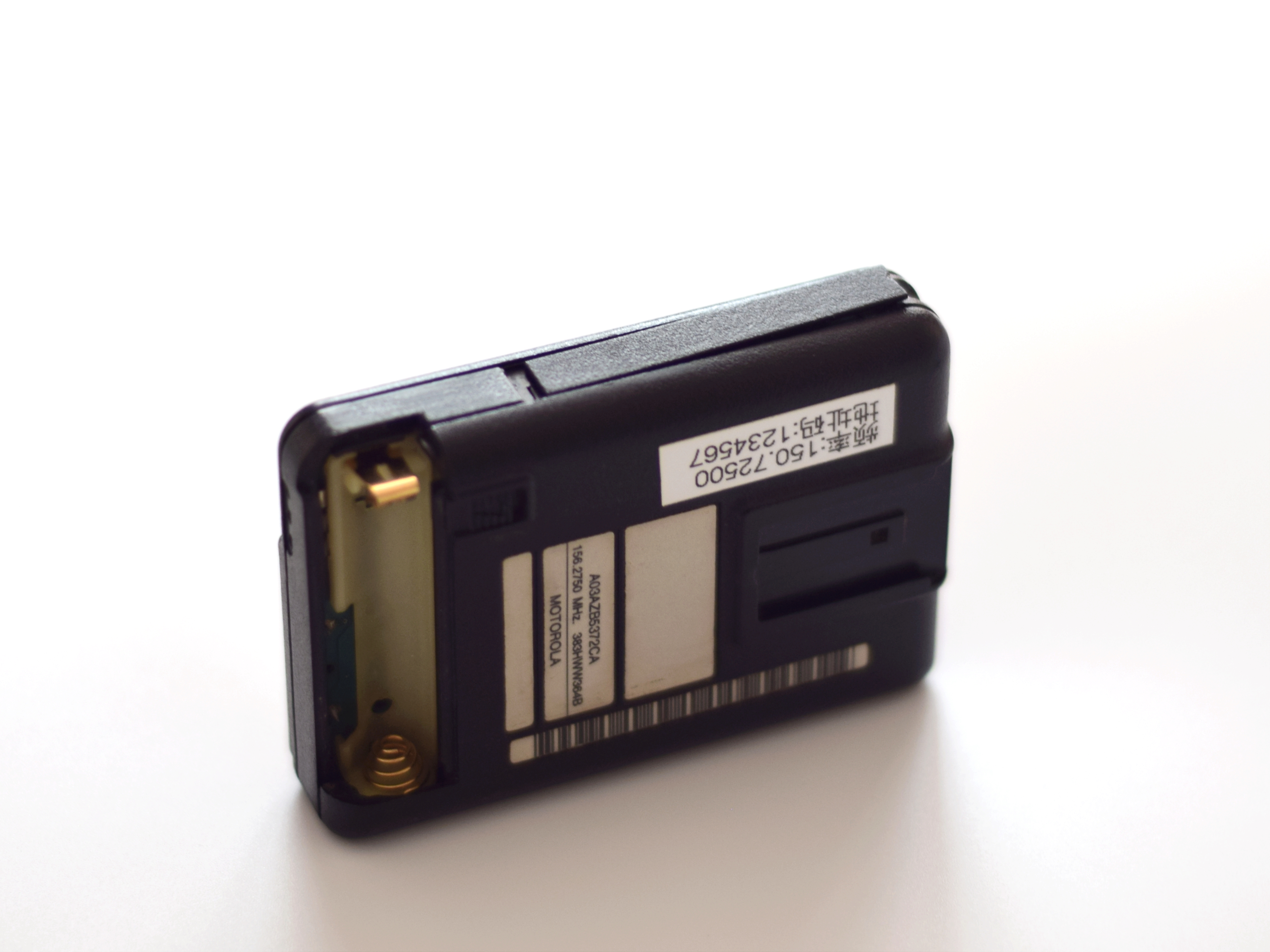 Zerlegen Sie einen Motorola Pager und sehen Sie, wie er im Inneren aufgebaut ist! - 4