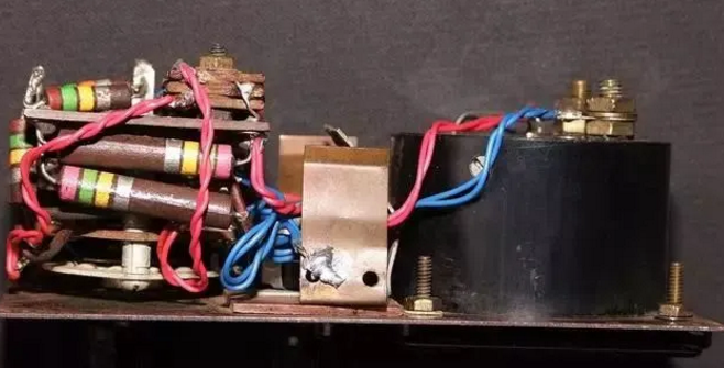 Demontage eines Militärmultimeters aus dem Zweiten Weltkrieg, eines Multimeters von vor über 80 Jahren! - 5