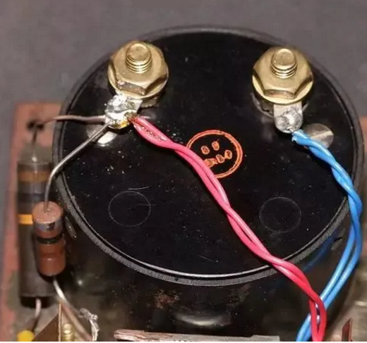 Demontage eines Militärmultimeters aus dem Zweiten Weltkrieg, eines Multimeters von vor über 80 Jahren! - 9